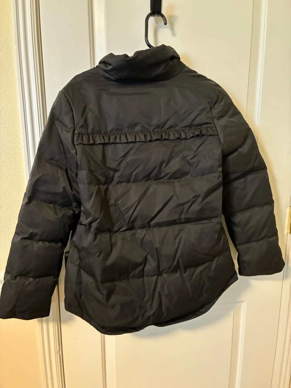 NWOT Kate spade Black Puffer Coat with Ruffle Detail size small
